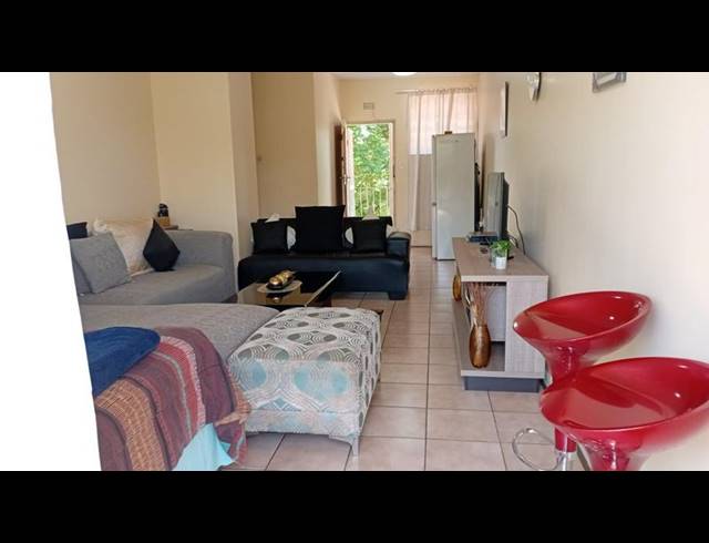 1 BEDROOM APARTMENT FOR SALE IN LOMBARDY EAST